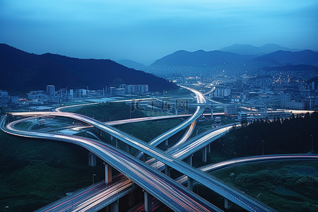 长城背景图片_拥有许多高速公路和高速公路交叉口的城市