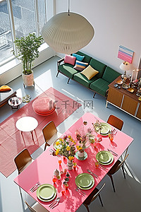 茶几房间背景图片_房间以红粉红和绿色装饰