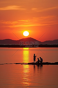 小朋友一起拍手背景图片_png 两个男孩在日落钓鱼 png 日出在 Koh ku