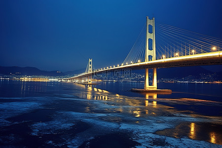 牛津化石渡桥与香港无锡中国大洋海冰