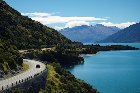 新西兰风景背景图片_沿着几维湖卡尼山国家公园旁风景优美的道路行驶