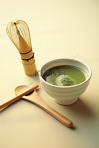 一勺绿茶和一个带有木勺和竹子的碗