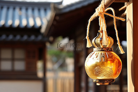 村庄文化背景图片_老村庄里挂着白丝带的灯笼