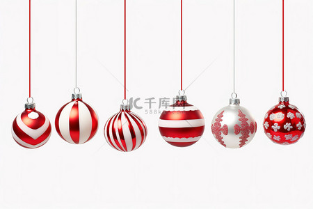 圣诞饰品红色和白色串聚苯乙烯泡沫塑料透明背景png