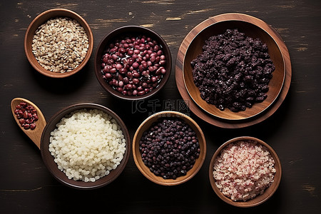 其他食品背景图片_几碗不同种类的食物糙米藜麦和其他食物