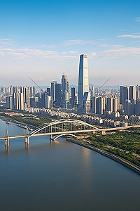 天空与城市背景图片_照片中国城市天际线与水面上的一座桥
