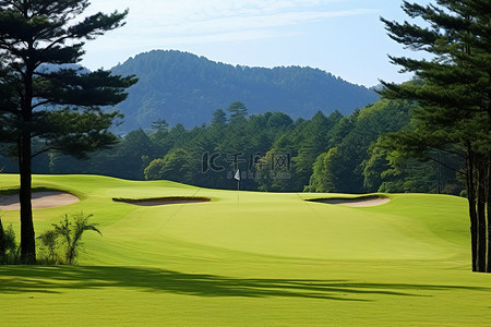 乡村振兴免费背景图片_有绿草和山丘的高尔夫球场