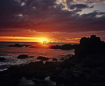夏威夷海滩背景图片_夏威夷岛的日落 夏威夷岛 在海滩上拍摄照片