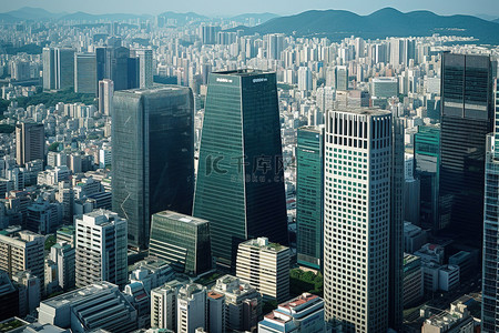 韩国首尔高耸的摩天大楼的航拍照片