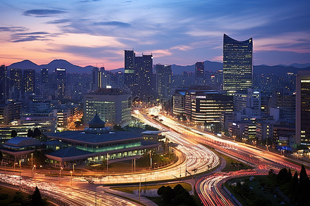 黄昏时的首尔市中心 韩国 照片