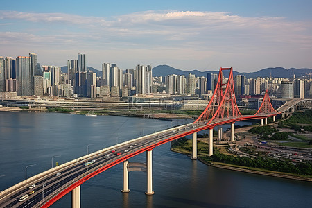 双子桥背景图片_河上的一座桥，上面行驶着汽车