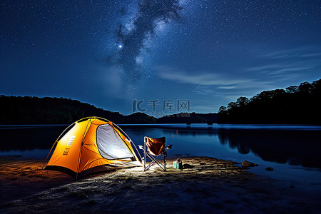 星空和夜晚的帐篷