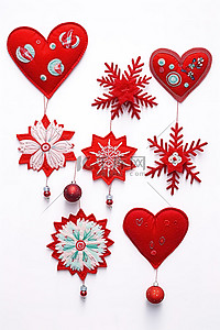 圣诞装饰品包括红树雪花和心形装饰品