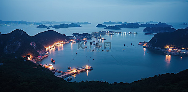 船只背景图片_从空中俯瞰有船只和许多岛屿的海湾