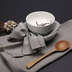 柜台上放着一个碗和勺子，餐巾纸
