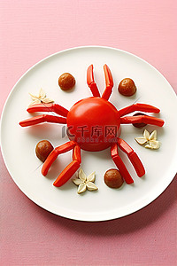 盘子里有一只红蟹，上面有一些坚果
