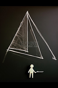 手拿着笔背景图片_一个拿着笔和粉笔的方形男人，靠近黑板上画的三角形