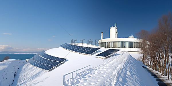 太阳能电池板埋在雪里