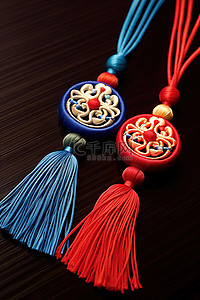 两条丝带和流苏组成了中国阴阳阴中国吊坠