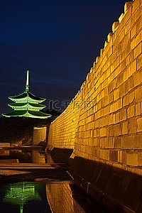 夜晚的韩国古堡