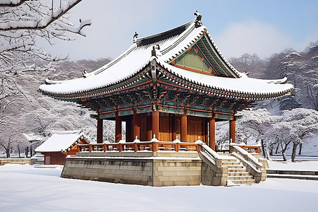 白雪中的景福宫宝塔