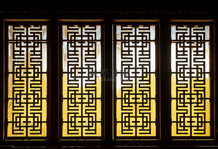 黑色边框中国结背景图片_中国辛隆结慧寺的装饰窗户
