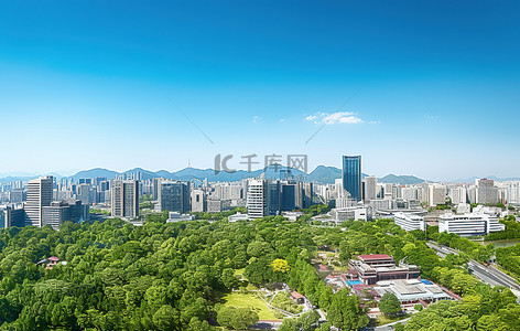 退休相册背景图片_首尔城市相册鸟瞰城市和周围的树木