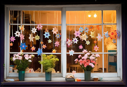 五颜六色的花背景图片_商店橱窗里挂着五颜六色的标牌和鲜花