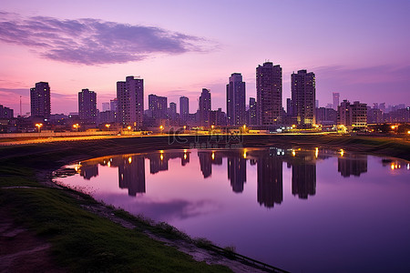 城市日出背景图片_黄昏时分的城市日出景观