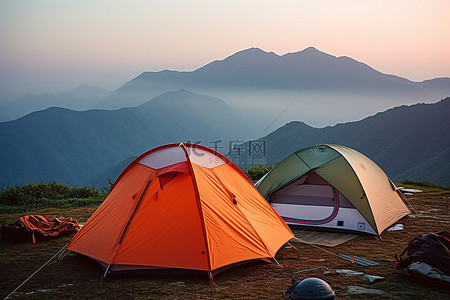 山上的帐篷