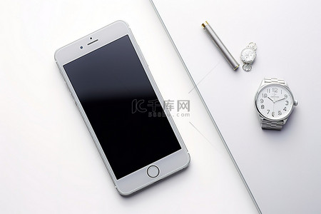 科技iphone背景图片_一部 iPhone 和一部手机，旁边放着一台带时钟的笔记本