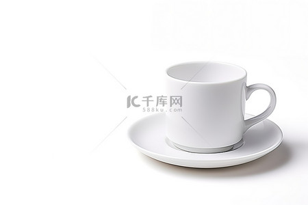 碟碟背景图片_白色背景上孤立的白咖啡杯和碟