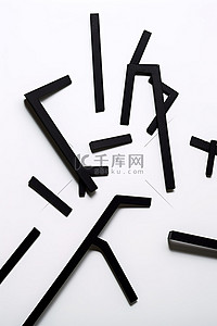 芙蓉王香烟背景图片_一组黑色香烟和一根黑色电线