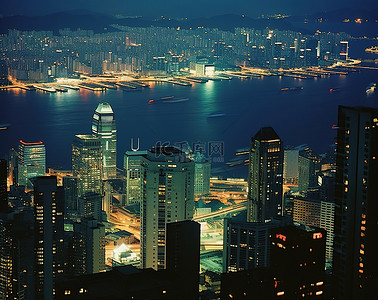 从天际线看香港的城市景观
