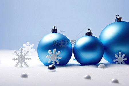白色圣诞树背景图片_蓝色圣诞球银色雪和白色圣诞树背景