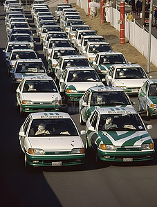 福特背景图片_1988 年 f5b 拉力赛中的福特 f150s
