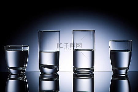 水杯背景图片_一组不同类型的水杯