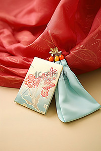 礼品袋旁边的绣花包装纸