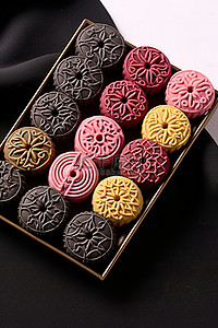 巧克力食物背景图片_9枚装巧克力中式丝质糖果镀金金色甜甜圈礼盒dd