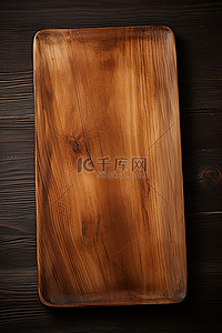 桌子上的一块木板