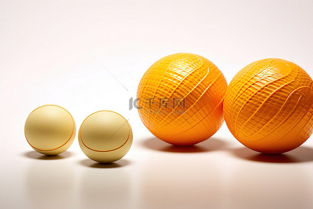 小金排球和橙色鸡蛋