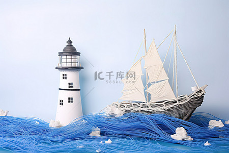 蓝色的大海，有灯塔和网上的船 灯塔和网上的船