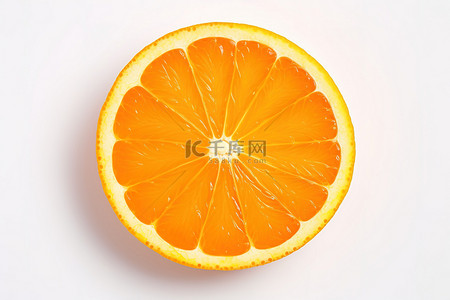 白色背景图像上的橙色一半