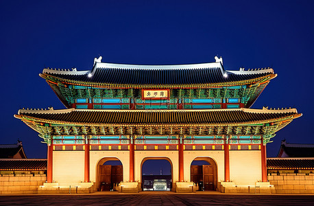 首尔宫殿在晚上有光条纹