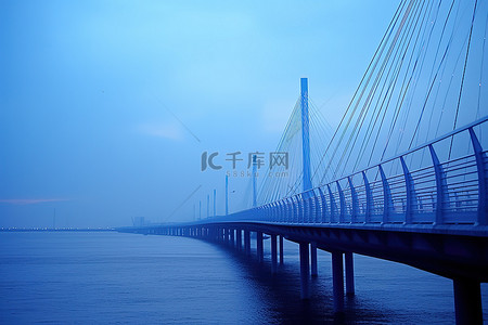 上海大桥台湾生活中的一天