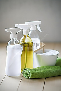 消毒剂背景图片_一块布旁边放着两瓶肥皂和消毒剂
