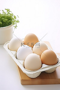 白桌上托盘里的鸡蛋