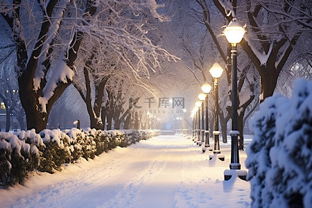 中国冬天积雪的人行道