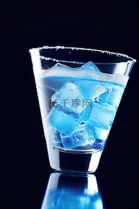 酒精饮料背景图片_蓝色酒精饮料加冰