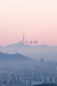 铁制背景图片_首尔市的山腰，背景是电视塔